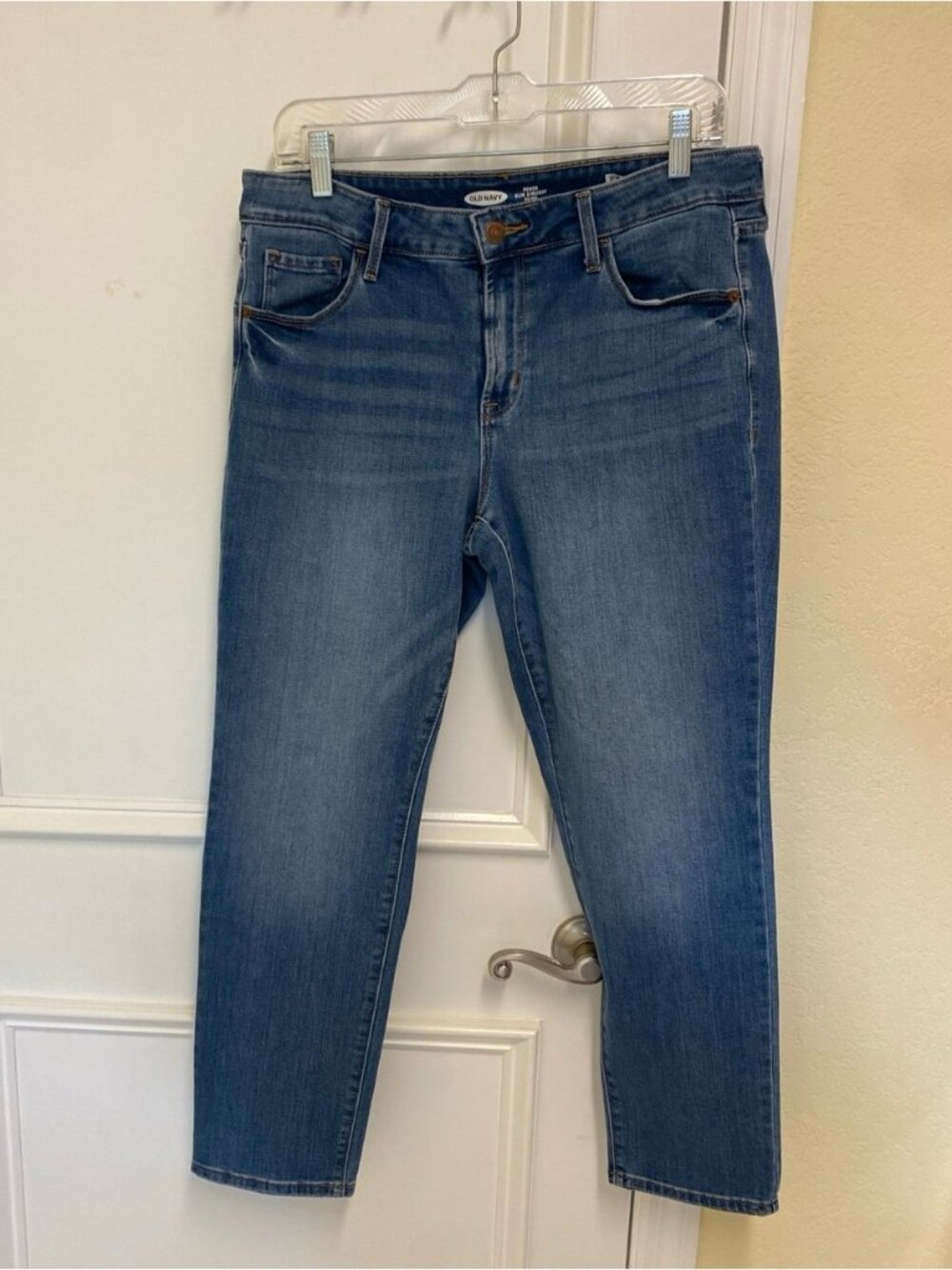 Old Navy Power Slim Straight Mid Rise Women’s Jeans 12 Petite/Short